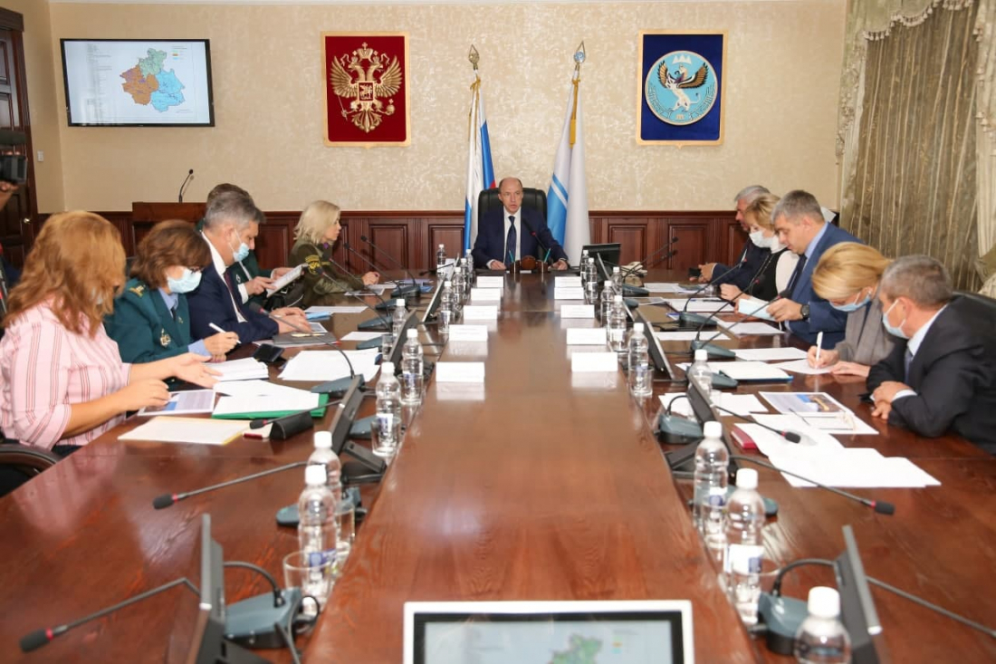 Фото: пресс-служба правительства Республики Алтай photo 2021 10 01 21 48 56